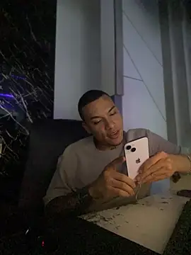 AlphaMasterXxx online show from October 1, 2:17 am