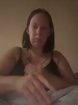 xSiindy95 online show from October 11, 9:24 pm