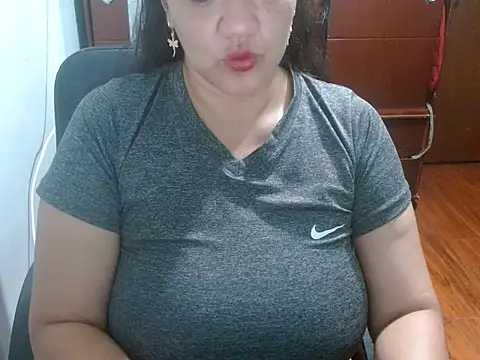 Snapshot of penelopefuckass chatting on October 21, 2:45 am penelopefuckass online show from October 21, 2:45 am