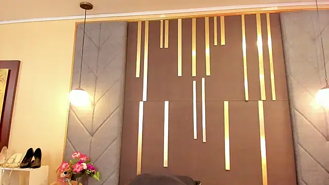 OliviGrace online show from October 7, 12:52 am