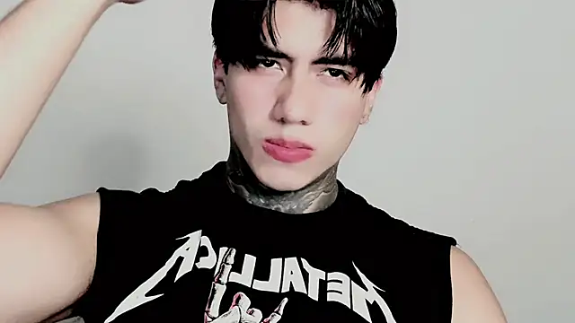 Snapshot of Alex_bdsmz chatting on November 12, 11:03 pm Alex bdsmz online show from November 12, 11:03 pm