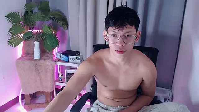 pinkcock froi2305 online show from December 18, 1:22 am
