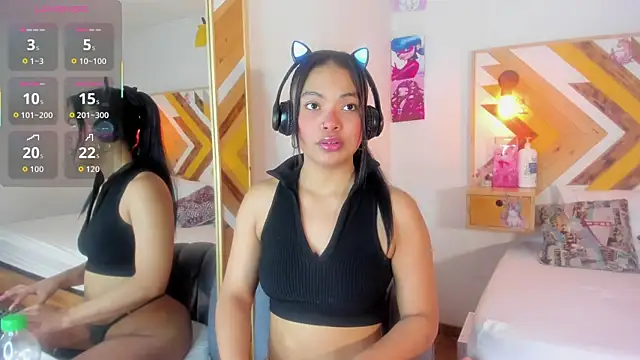 Snapshot of SoleneFontaine chatting on November 29, 12:41 pm SoleneFontaine online show from November 29, 12:41 pm