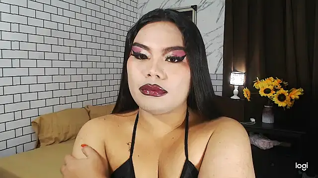 TSbrianaHugeCock online show from September 19, 2:57 am