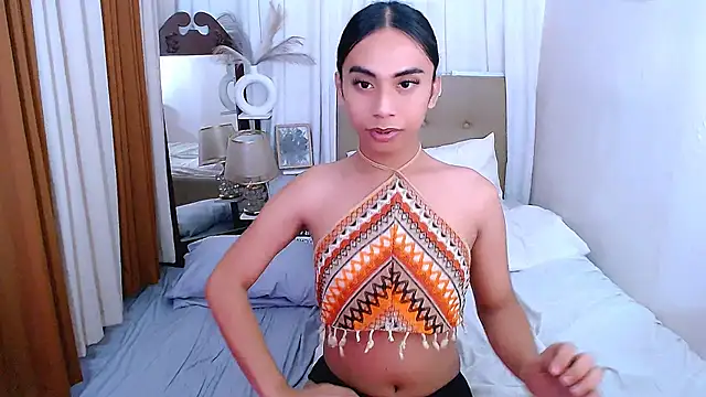 scarlet smith7 online show from April 5, 1:19 pm