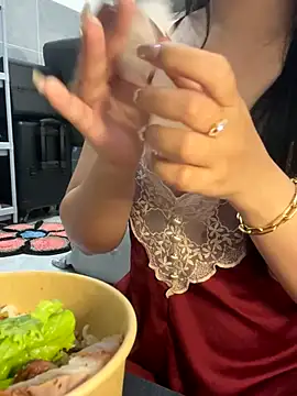 Snapshot of Knorr_Vietnams chatting on November 20, 5:40 am Knorr Vietnams online show from November 20, 5:40 am