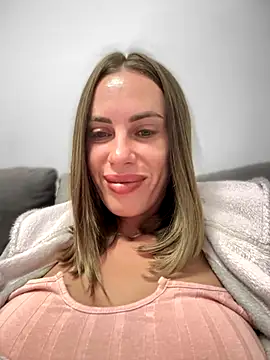  JessyRey  online show from October 3, 5:59 am