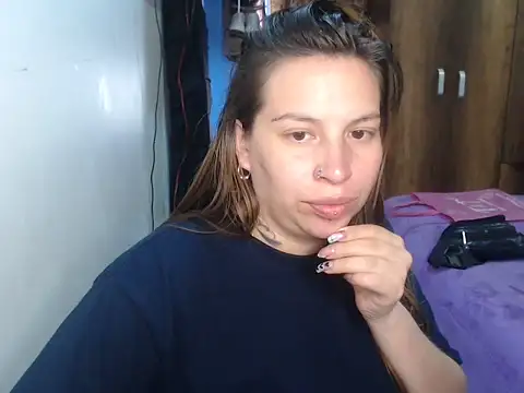 cloequeen15 online show from March 30, 7:48 pm