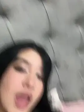 Snapshot of Aliciawhitee chatting on September 11, 4:34 am Aliciawhitee online show from September 11, 4:34 am