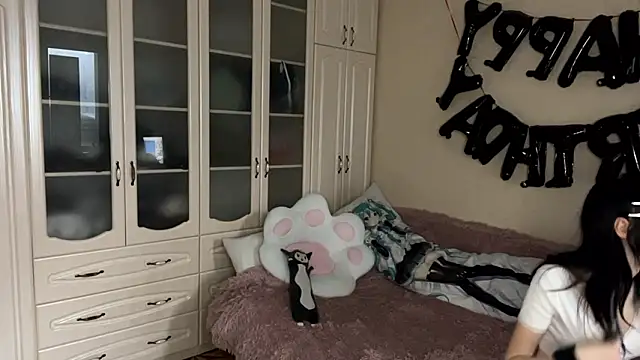 MalvinaKroening online show from February 6, 5:12 am