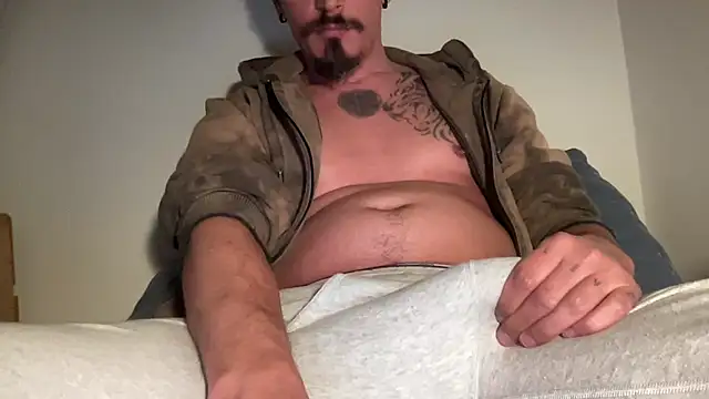 Snapshot of sunZfun chatting on November 15, 9:21 pm sunZfun online show from November 15, 9:21 pm