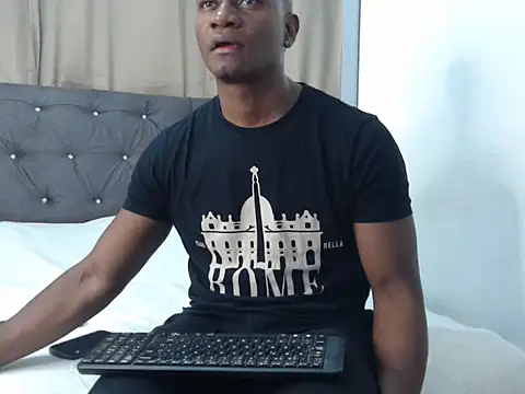 iamfelipee online show from October 18, 4:26 am