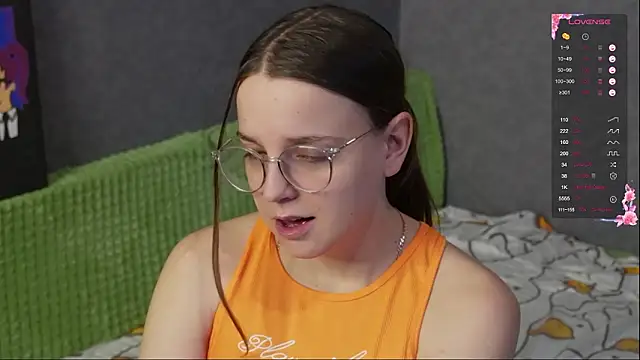 Violetwin online show from February 24, 5:11 pm