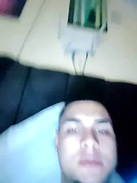 Snapshot of gaeldavid chatting on September 11, 7:52 am gaeldavid online show from September 11, 7:52 am