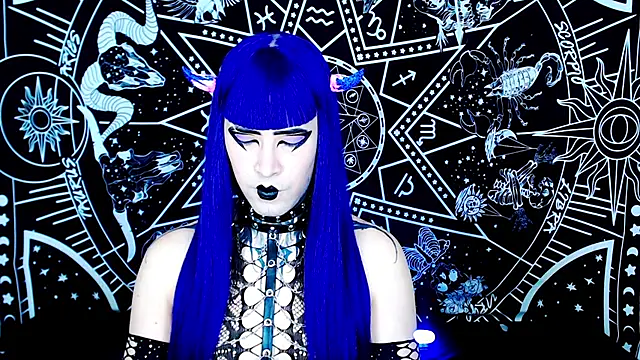 Snapshot of naomi_satan chatting on November 17, 12:38 am naomi satan online show from November 17, 12:38 am