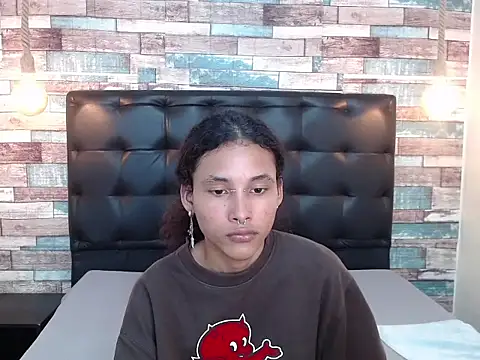 Andrew Landry online show from October 15, 4:18 pm