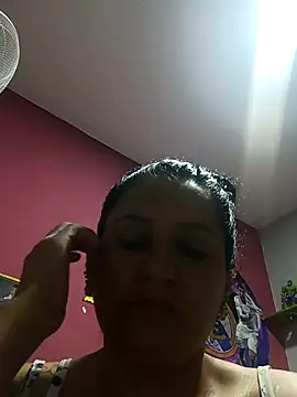 Titiss8921 online show from October 4, 1:09 pm