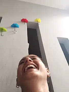 Titiss8921 online show from December 4, 5:32 pm