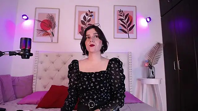 Snapshot of barbyehot chatting on October 27, 8:46 pm barbyehot online show from October 27, 8:46 pm