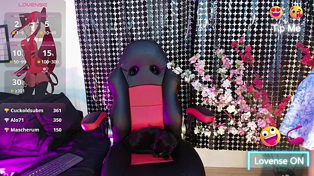 Snapshot of Valkiria_09 chatting on November 8, 3:39 am Valkiria 09 online show from November 8, 3:39 am