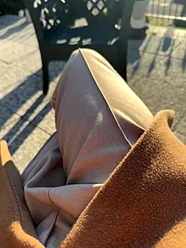 maialexte online show from December 14, 2:11 pm