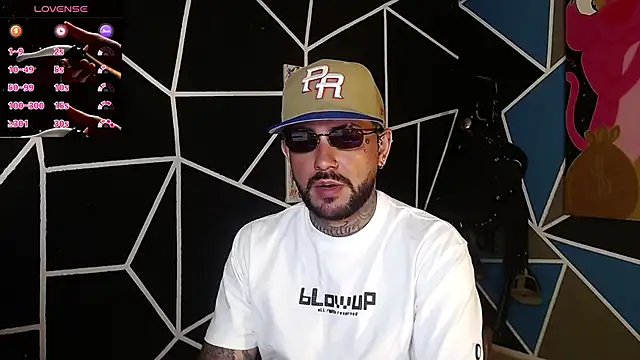 Snapshot of nicolastorres99 chatting on November 24, 1:49 am nicolastorres99 online show from November 24, 1:49 am