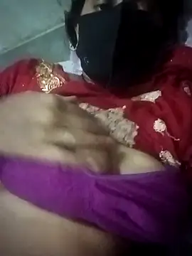 baddy8008 online show from October 3, 11:18 am