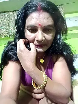 ZIVAA online show from February 19, 6:48 pm