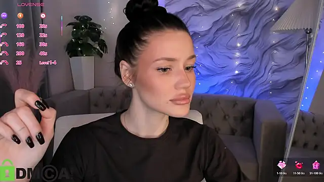 Aria Mila online show from March 6, 3:14 am