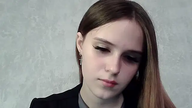 SweetLoraa online show from September 22, 1:02 pm