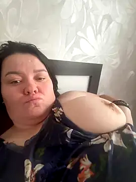 SunnyLeila2101 online show from November 12, 7:31 am