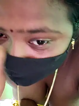 Snapshot of Tamilreethu chatting on September 17, 6:42 pm Tamilreethu online show from September 17, 6:42 pm