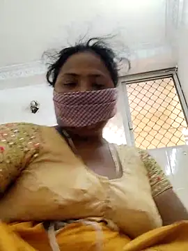 Snapshot of Tamilreethu chatting on October 1, 2:39 am Tamilreethu online show from October 1, 2:39 am