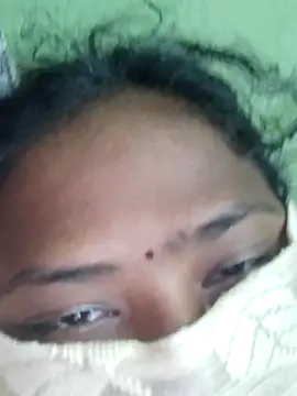 Snapshot of Tamilreethu chatting on October 15, 11:43 am Tamilreethu online show from October 15, 11:43 am