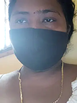 Snapshot of Tamilreethu chatting on November 5, 3:39 am Tamilreethu online show from November 5, 3:39 am