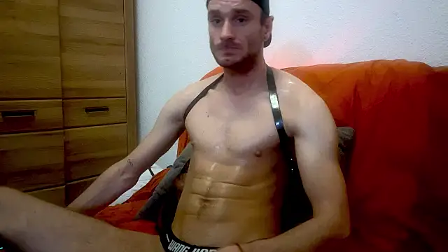 Snapshot of sexbooy27 chatting on December 14, 7:18 pm sexbooy27 online show from December 14, 7:18 pm