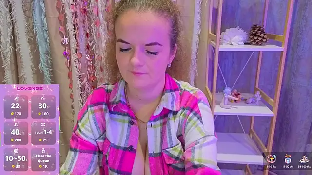 Luisa Rosee online show from October 17, 7:38 pm