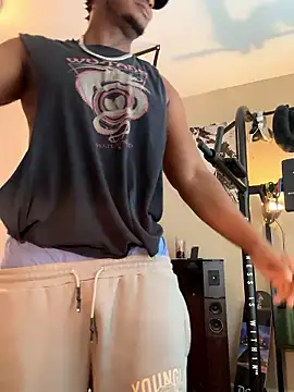 KeYBuMp323 online show from January 9, 5:04 pm