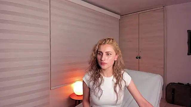 Odette bulgari online show from February 17, 10:45 am