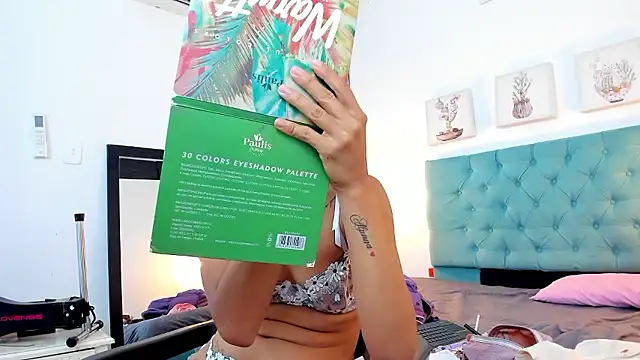 cris dulce online show from January 8, 10:12 pm