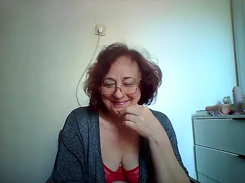 Snapshot of Julia54391 chatting on September 13, 9:20 am Julia54391 online show from September 13, 9:20 am