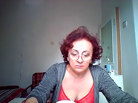 Snapshot of Julia54391 chatting on September 16, 6:58 am Julia54391 online show from September 16, 6:58 am