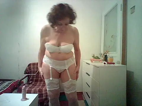 Snapshot of Julia54391 chatting on September 28, 8:36 pm Julia54391 online show from September 28, 8:36 pm