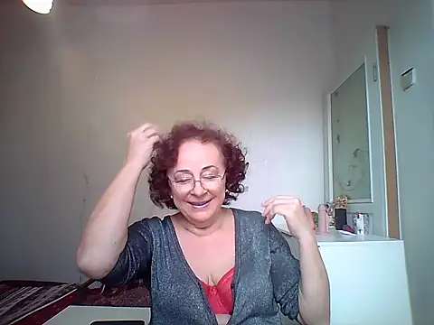 Snapshot of Julia54391 chatting on October 3, 7:16 am Julia54391 online show from October 3, 7:16 am