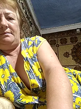 Snapshot of NikaLove49011 chatting on September 24, 2:04 am NikaLove49011 online show from September 24, 2:04 am