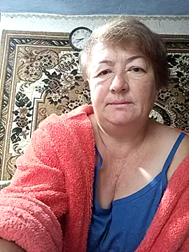 Snapshot of NikaLove49011 chatting on November 10, 6:12 am NikaLove49011 online show from November 10, 6:12 am