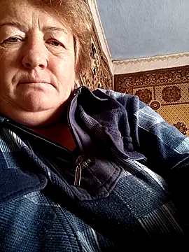 Snapshot of NikaLove49011 chatting on November 12, 8:37 am NikaLove49011 online show from November 12, 8:37 am