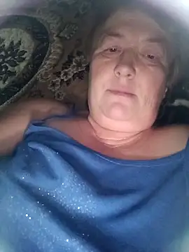 Snapshot of NikaLove49011 chatting on December 3, 8:40 pm NikaLove49011 online show from December 3, 8:40 pm