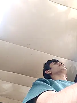 Snapshot of yung_cplz chatting on September 12, 11:21 am yung cplz online show from September 12, 11:21 am