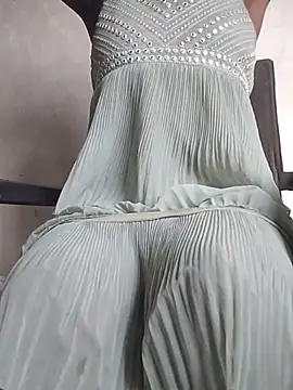 Snapshot of POOJA999 chatting on October 3, 4:31 am POOJA999 online show from October 3, 4:31 am